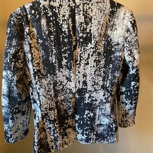 Make a lasting impression in this number!